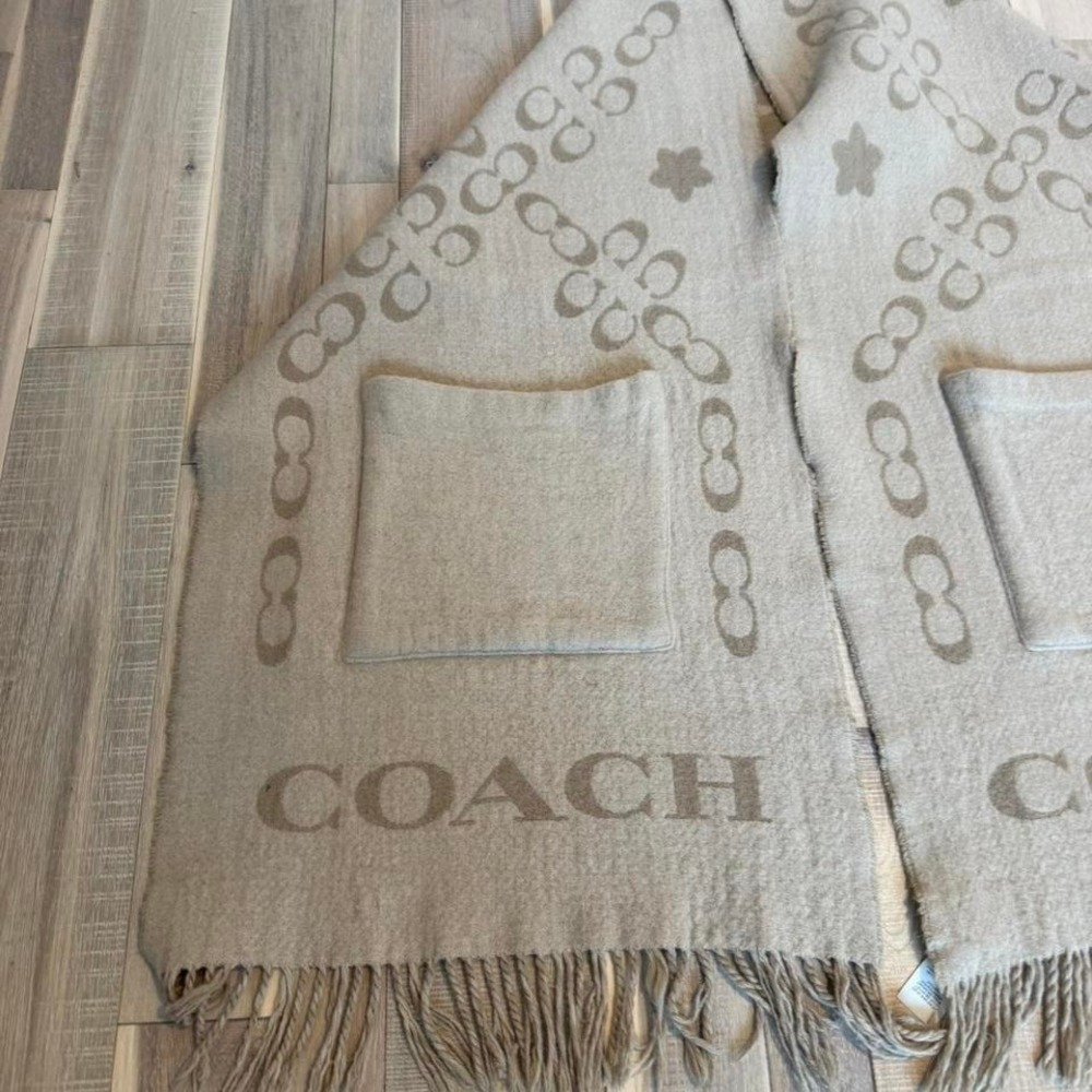 Woman's Coach Signature oversized muffler luxury #scarf - Picture 2 of 5